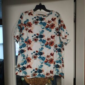 D & Co Blue Rust Flowered Short Sleeve Top Size Women's 2X